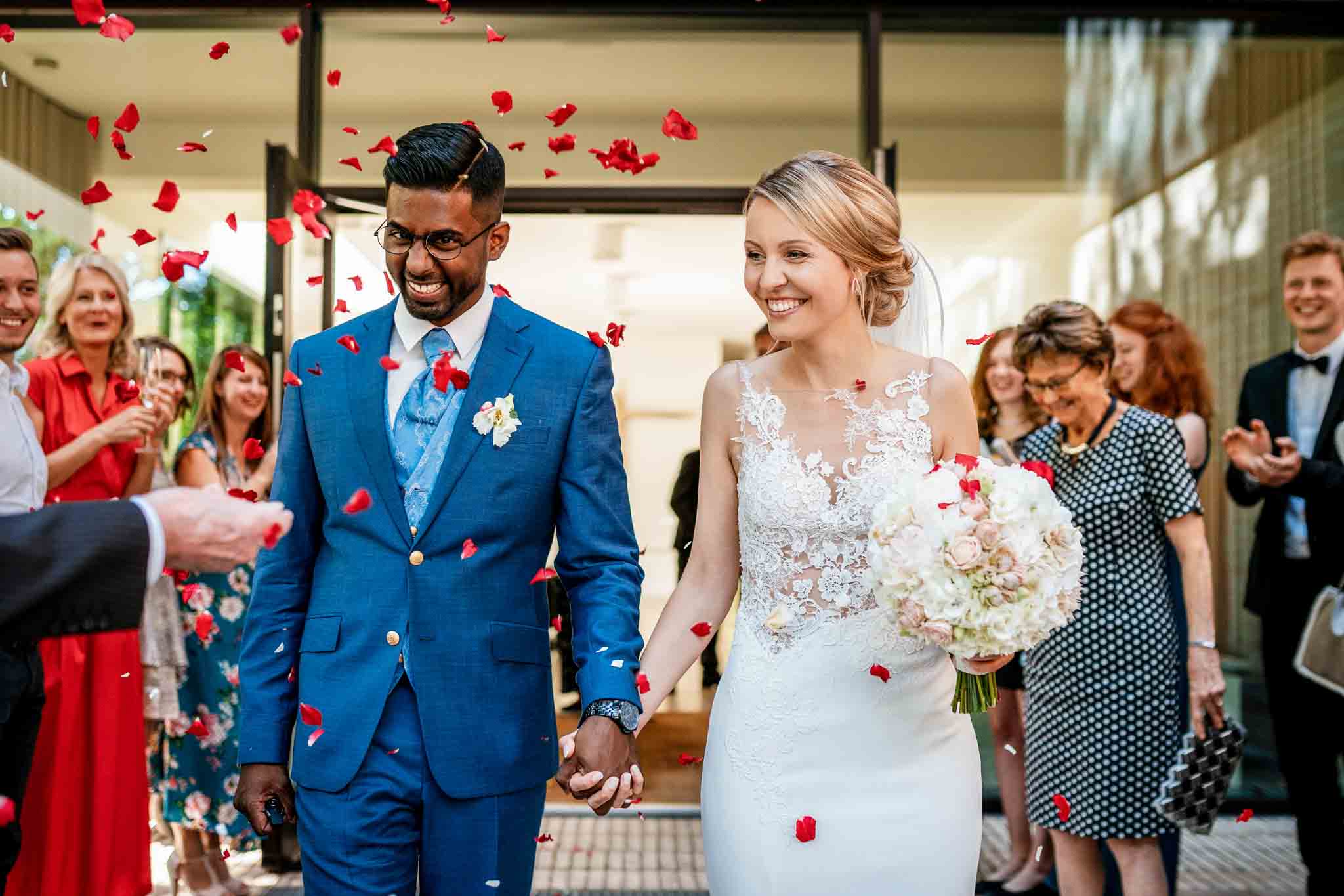 Deutsch-indisches Brautpaar bei seiner Hochzeit in Hannover