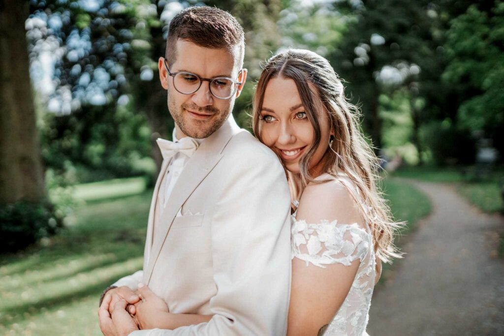 Brautpaar bei seiner Hochzeit in Celle und Wienhausen